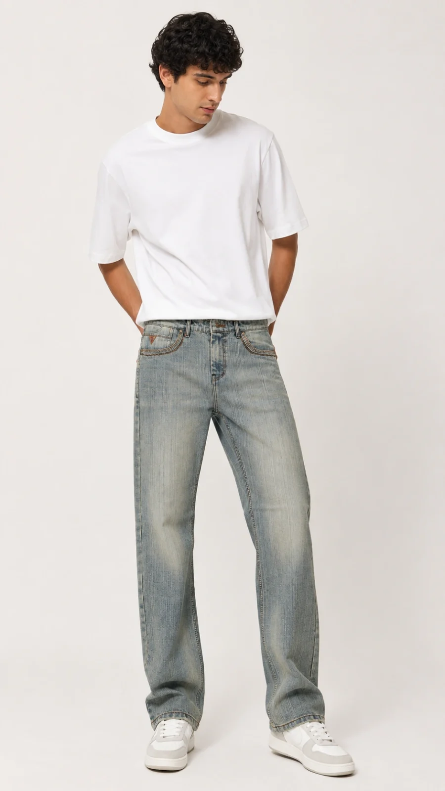 Men's Light Blue Washed Straight Fit Denim Jeans