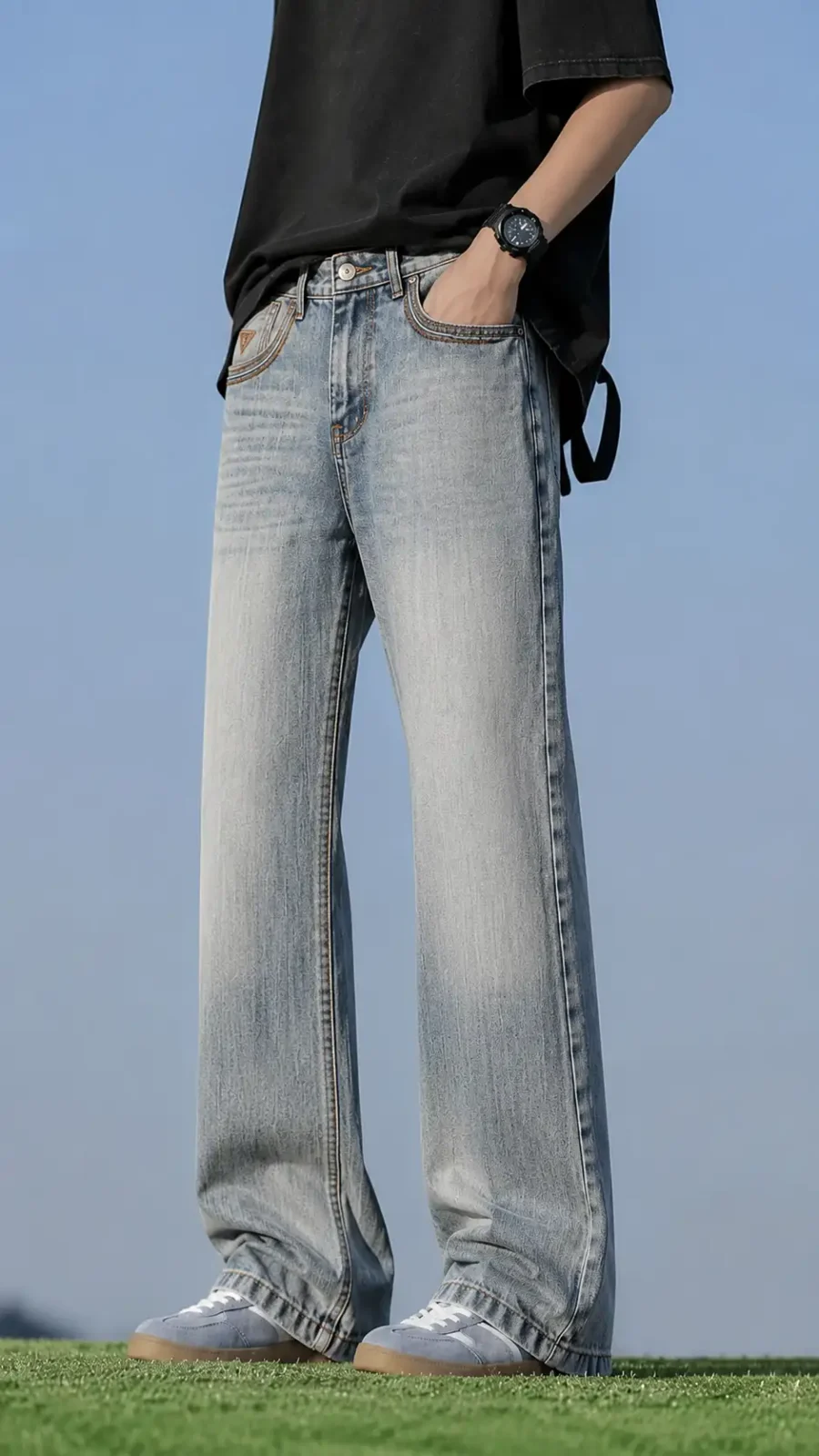Light Wash Relaxed Fit Wide Leg Jeans